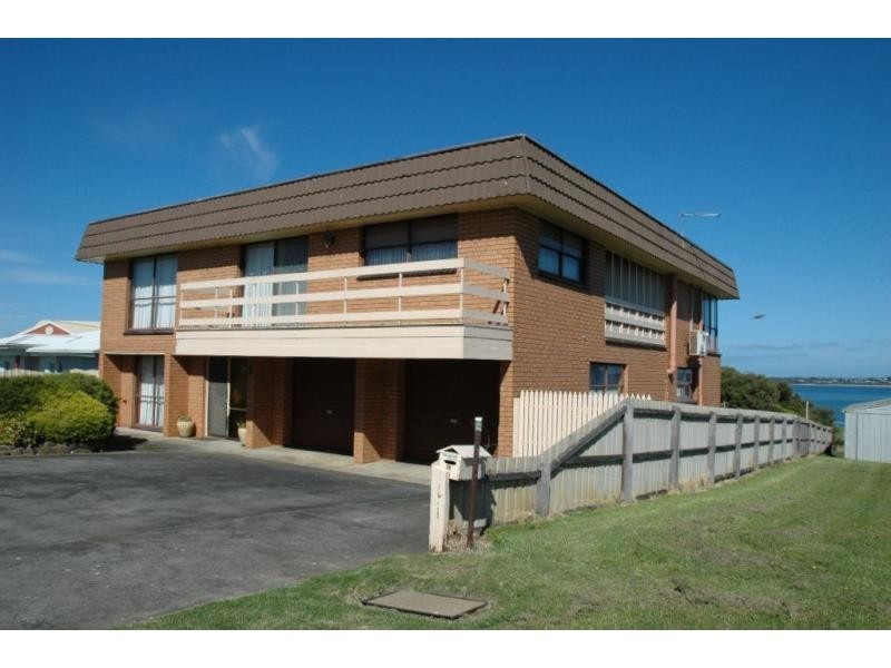 25 Ocean View Drive, San Remo VIC 3925
