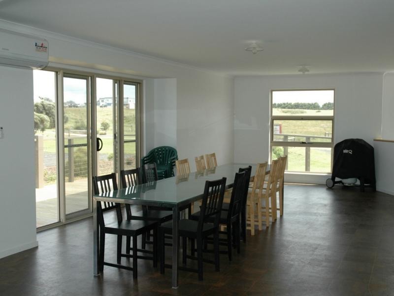 7 Cayley Court, San Remo VIC 3925