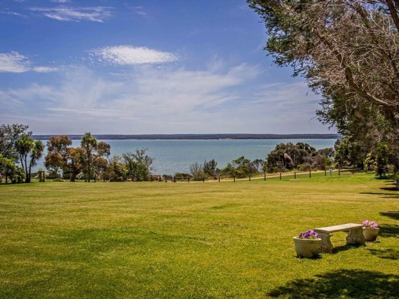 4 Wetherall Drive, Corinella VIC 3984