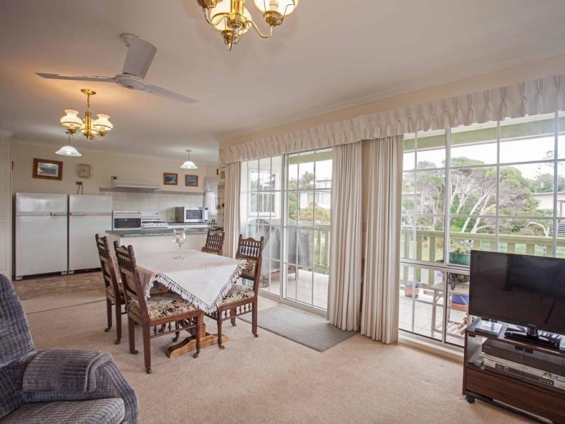 19 Manly Avenue, Cape Woolamai VIC 3925