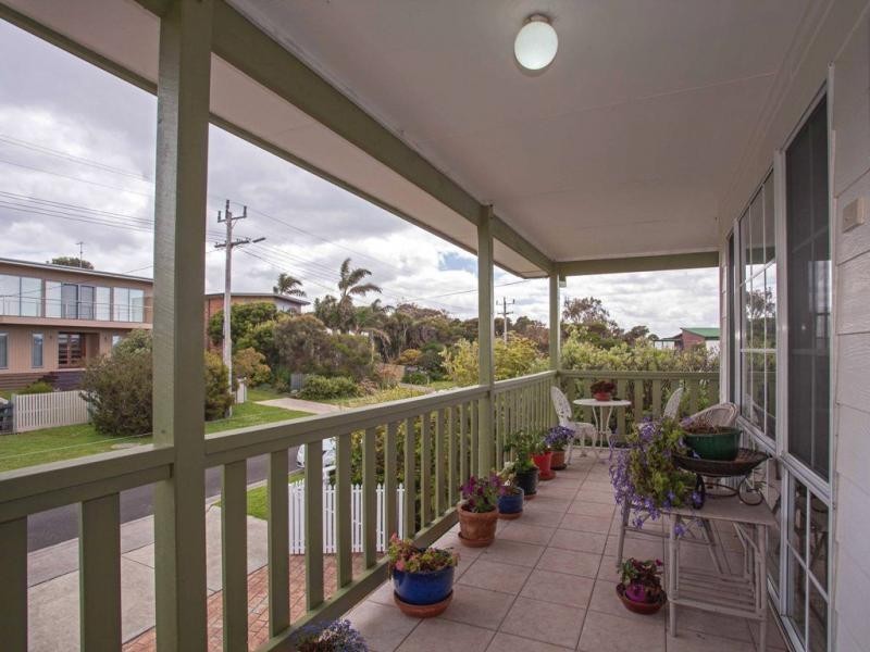 19 Manly Avenue, Cape Woolamai VIC 3925
