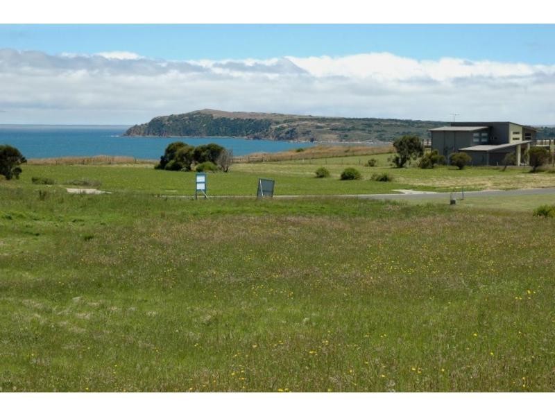 2 Cayley Court, San Remo VIC 3925