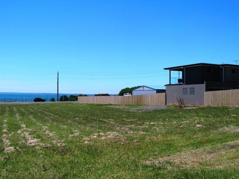 46 & 48 Genista Street, San Remo VIC 3925