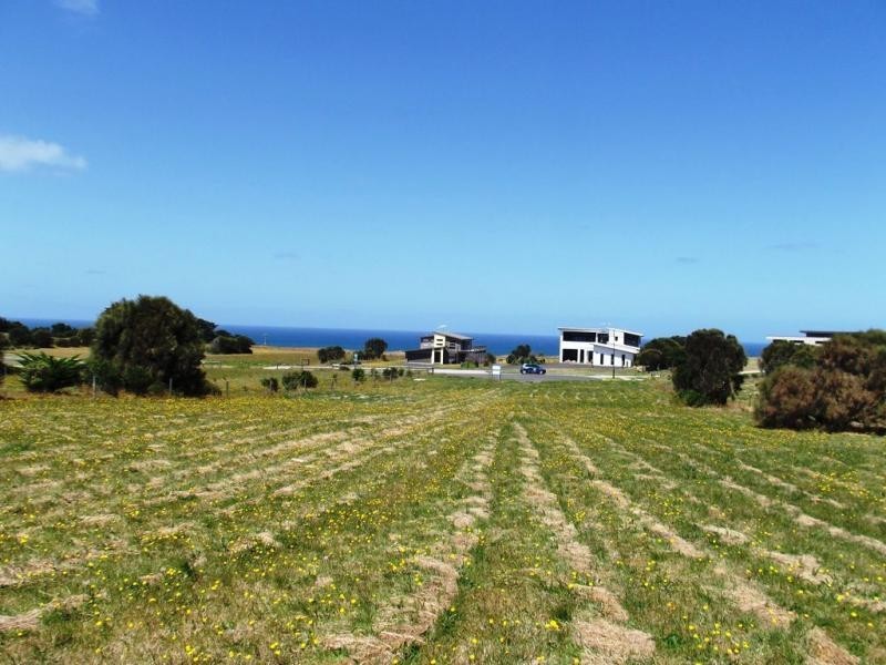 8 Cayley Court, San Remo VIC 3925