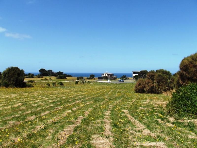 8 Cayley Court, San Remo VIC 3925