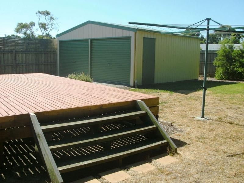 42 Cuthbert Street, Corinella VIC 3984