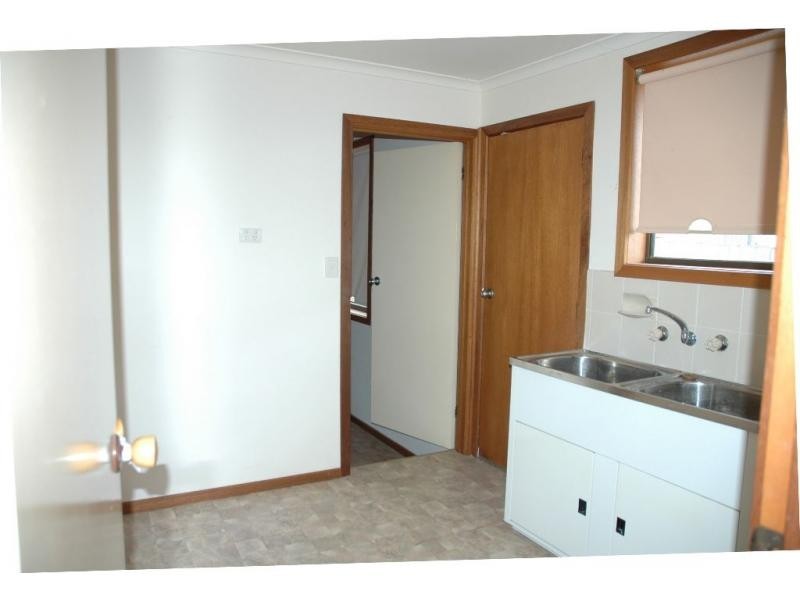 8 Keam Crescent, San Remo VIC 3925