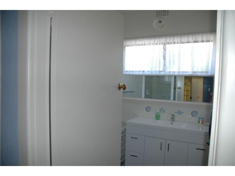 35 Back Beach Road, San Remo VIC 3925