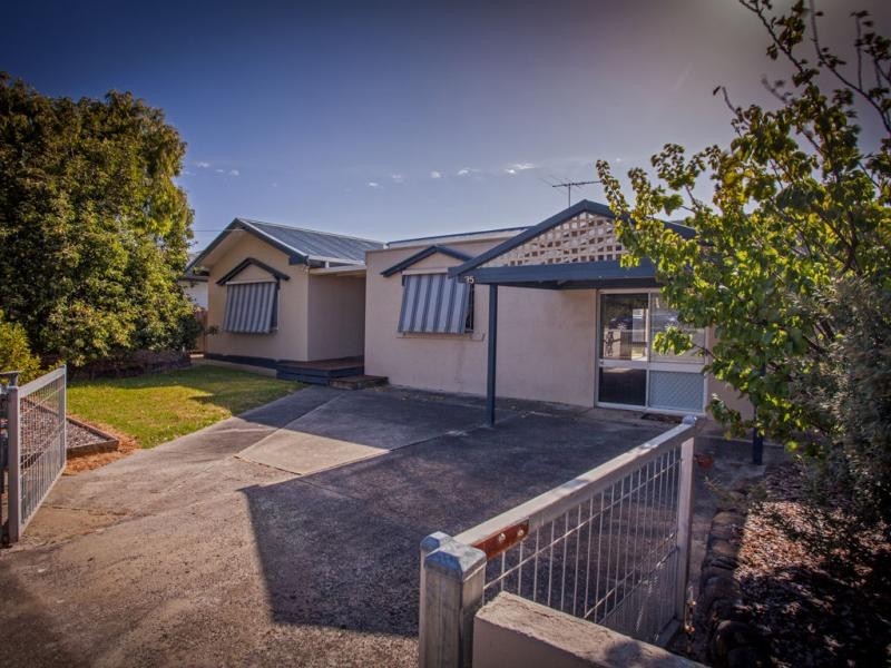 35 Back Beach Road, San Remo VIC 3925