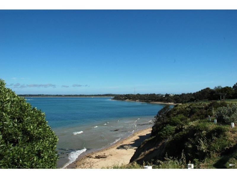35 Back Beach Road, San Remo VIC 3925
