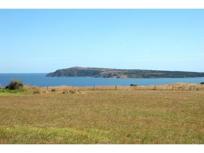 1 Cayley Court, San Remo VIC 3925