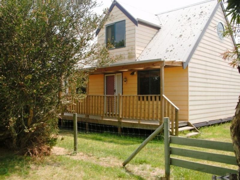 61 Champ Elysees Esplanade, Coronet Bay VIC 3984