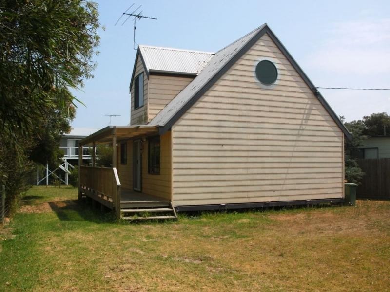 61 Champ Elysees Esplanade, Coronet Bay VIC 3984