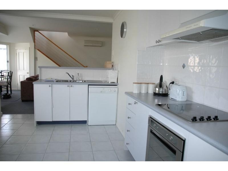 12/33-37 Genista Street, San Remo VIC 3925