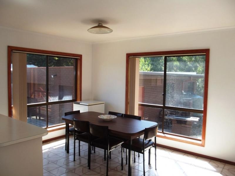 31 Alexander Avenue, Cowes VIC 3922