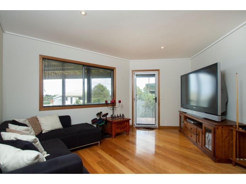 11 Boathaven Grove, San Remo VIC 3925