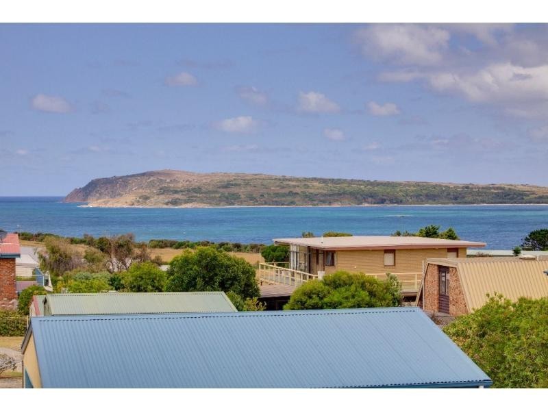 11 Boathaven Grove, San Remo VIC 3925