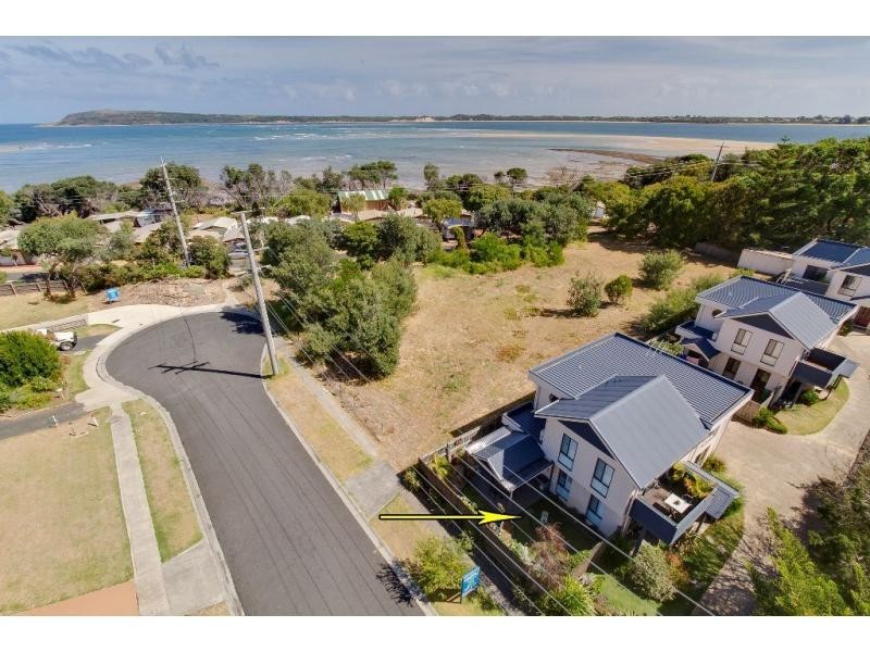 1/7 Bergin Grove, San Remo VIC 3925