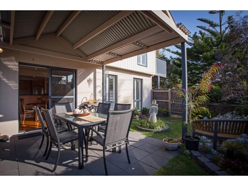 1/7 Bergin Grove, San Remo VIC 3925