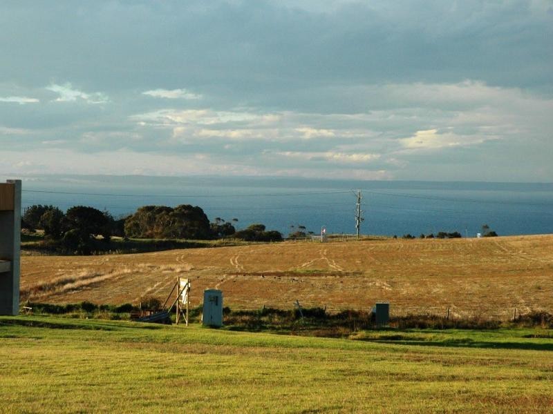 3 Breeze Court, San Remo VIC 3925