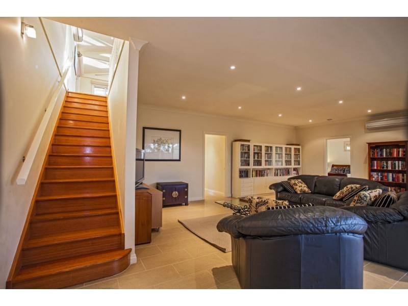 82 Champ Elysees Esplanade, Coronet Bay VIC 3984
