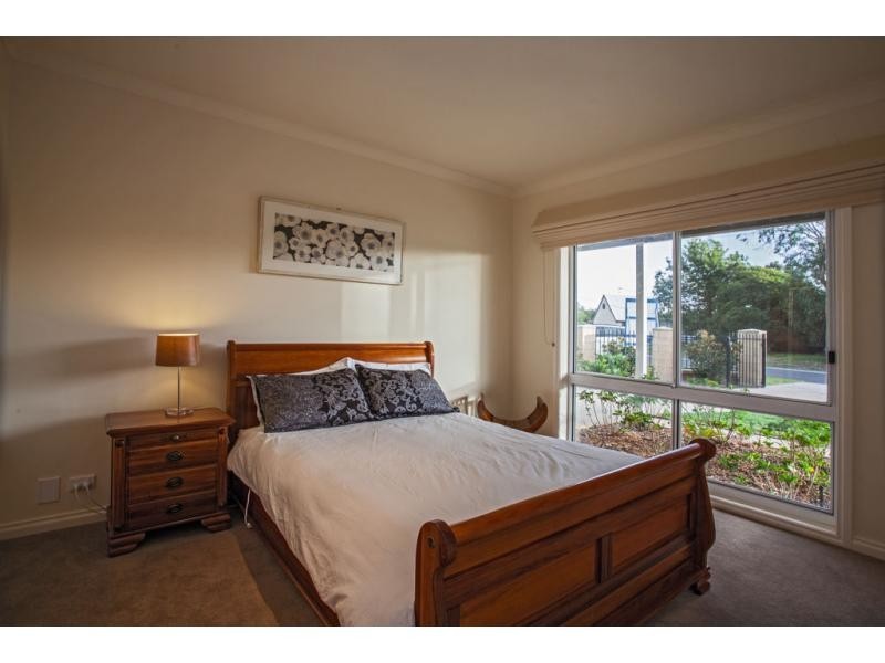 82 Champ Elysees Esplanade, Coronet Bay VIC 3984