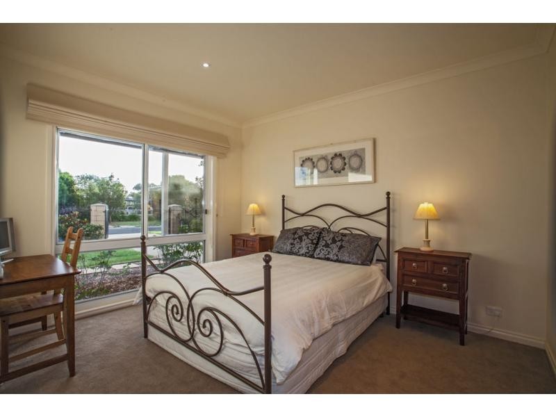 82 Champ Elysees Esplanade, Coronet Bay VIC 3984