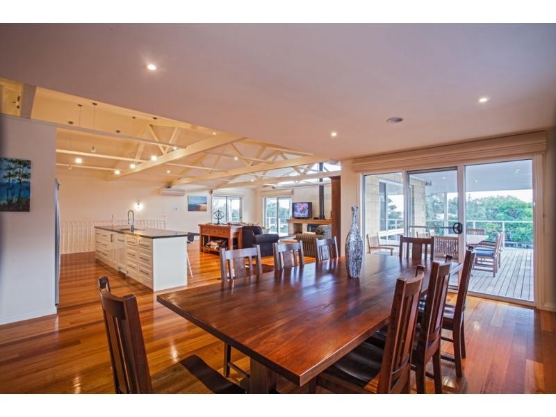82 Champ Elysees Esplanade, Coronet Bay VIC 3984