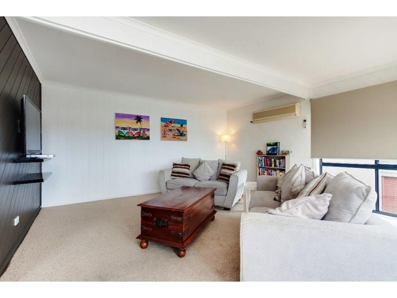 9 Anderson Street, San Remo VIC 3925