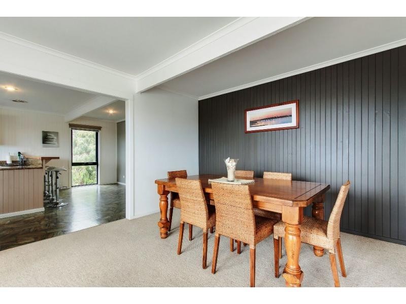9 Anderson Street, San Remo VIC 3925