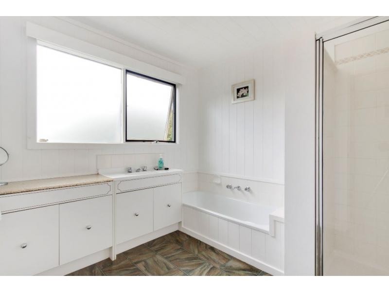 9 Anderson Street, San Remo VIC 3925