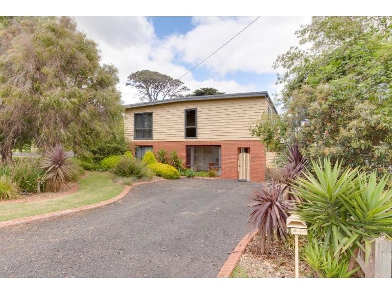 9 Anderson Street, San Remo VIC 3925