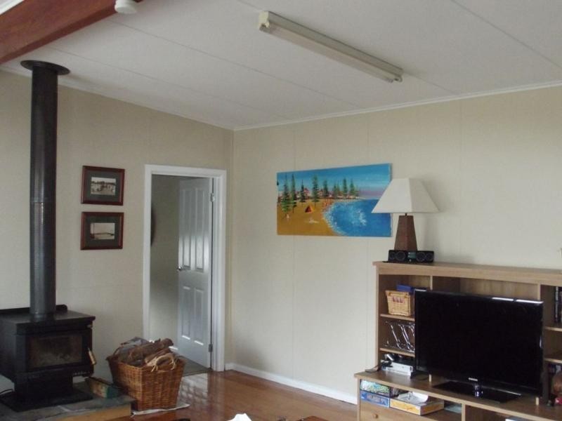 2 Poulter Avenue, Rhyll VIC 3923