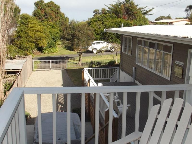 2 Poulter Avenue, Rhyll VIC 3923