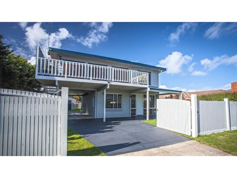 17 Vista Drive, Cape Woolamai VIC 3925