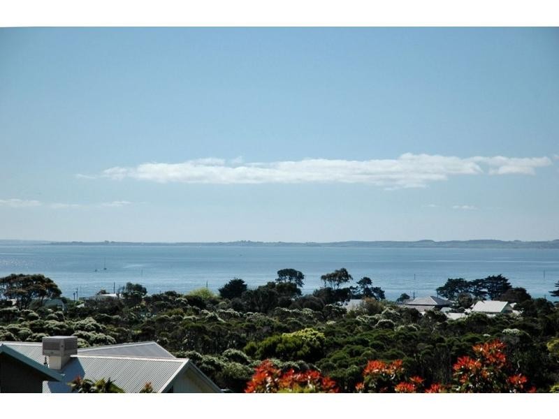 12 The Broadway, San Remo VIC 3925