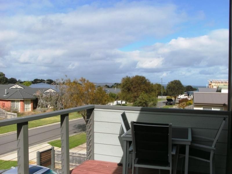 2 Burchell Close, Corinella VIC 3984