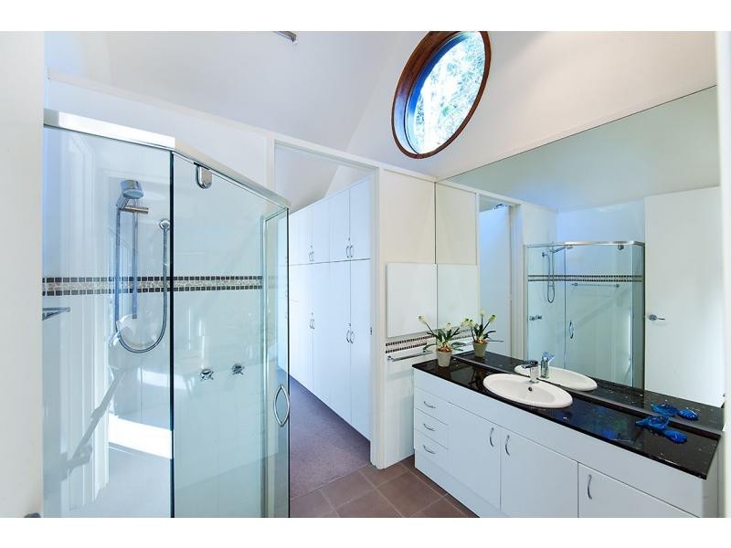 2-4 Appley Avenue, Cowes VIC 3922