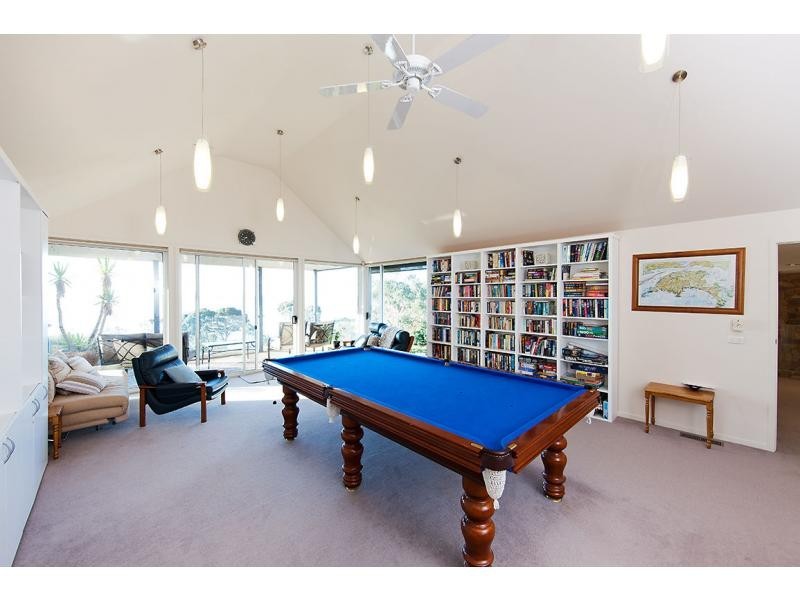 2-4 Appley Avenue, Cowes VIC 3922