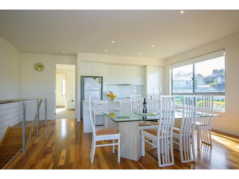 18 Halcyon Avenue, San Remo VIC 3925