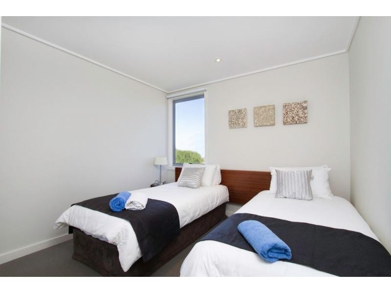 Apt 127, 17 Potters Hill Road, San Remo VIC 3925