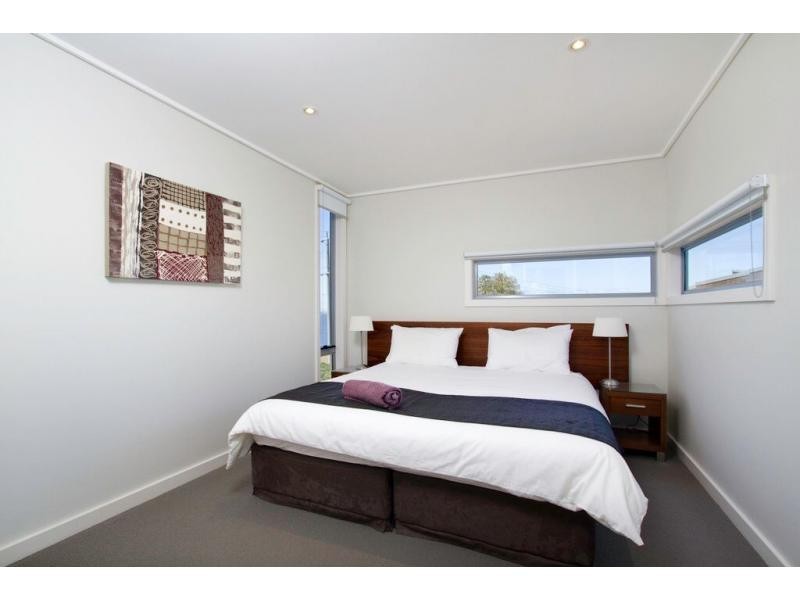 Apt 127, 17 Potters Hill Road, San Remo VIC 3925