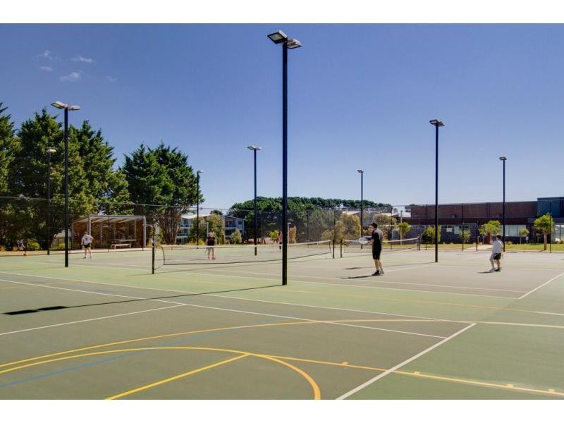 Apt 127, 17 Potters Hill Road, San Remo VIC 3925