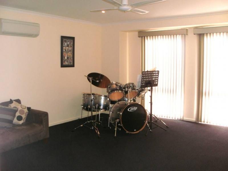 6 Barker Street, Corinella VIC 3984