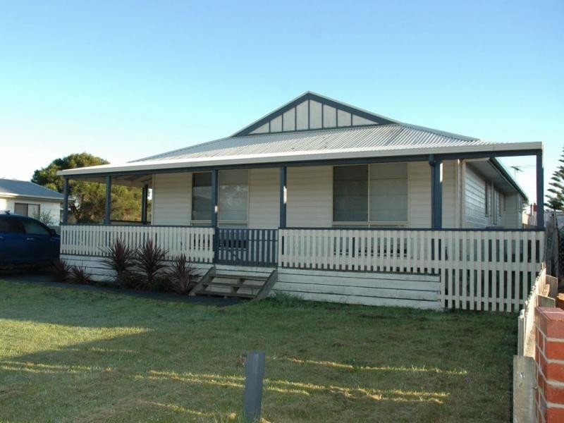 28 Pinedale Avenue, Cape Woolamai VIC 3925