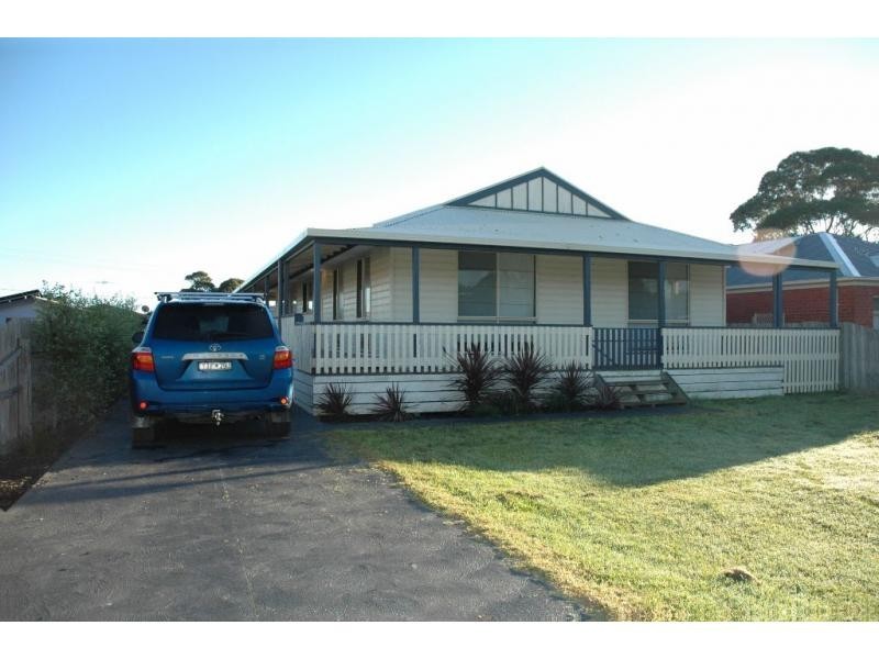 28 Pinedale Avenue, Cape Woolamai VIC 3925