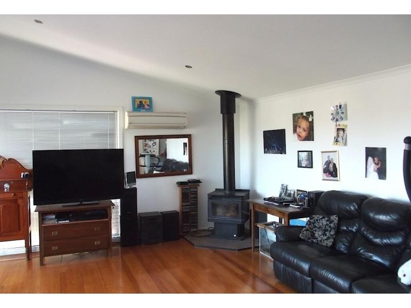 26 Halcyon Avenue, San Remo VIC 3925