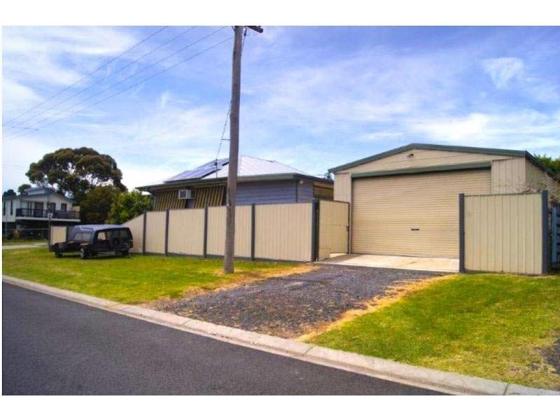 7 Oceanaires Avenue, Coronet Bay VIC 3984