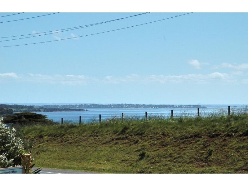 1-3 Phillip Island Road, San Remo VIC 3925