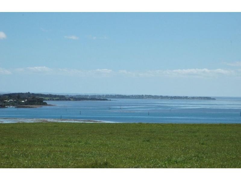 1-3 Phillip Island Road, San Remo VIC 3925